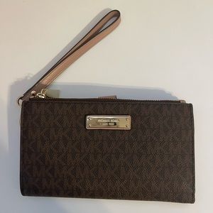 Michael Kors Wristlet